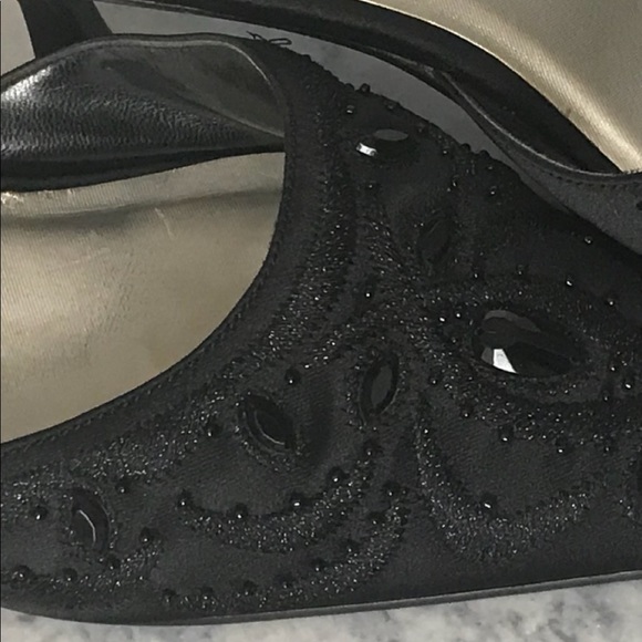 🙌IMPO Black Beaded Shimmering Slip-pjs Shoes - Picture 5 of 6